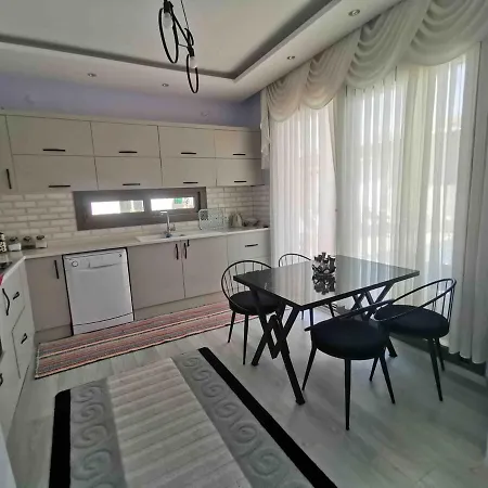 Villa A Comfortable With Pool In Cesme Villaatasoy Reisdere