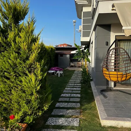 Villa A Comfortable With Pool In Cesme Villaatasoy Reisdere